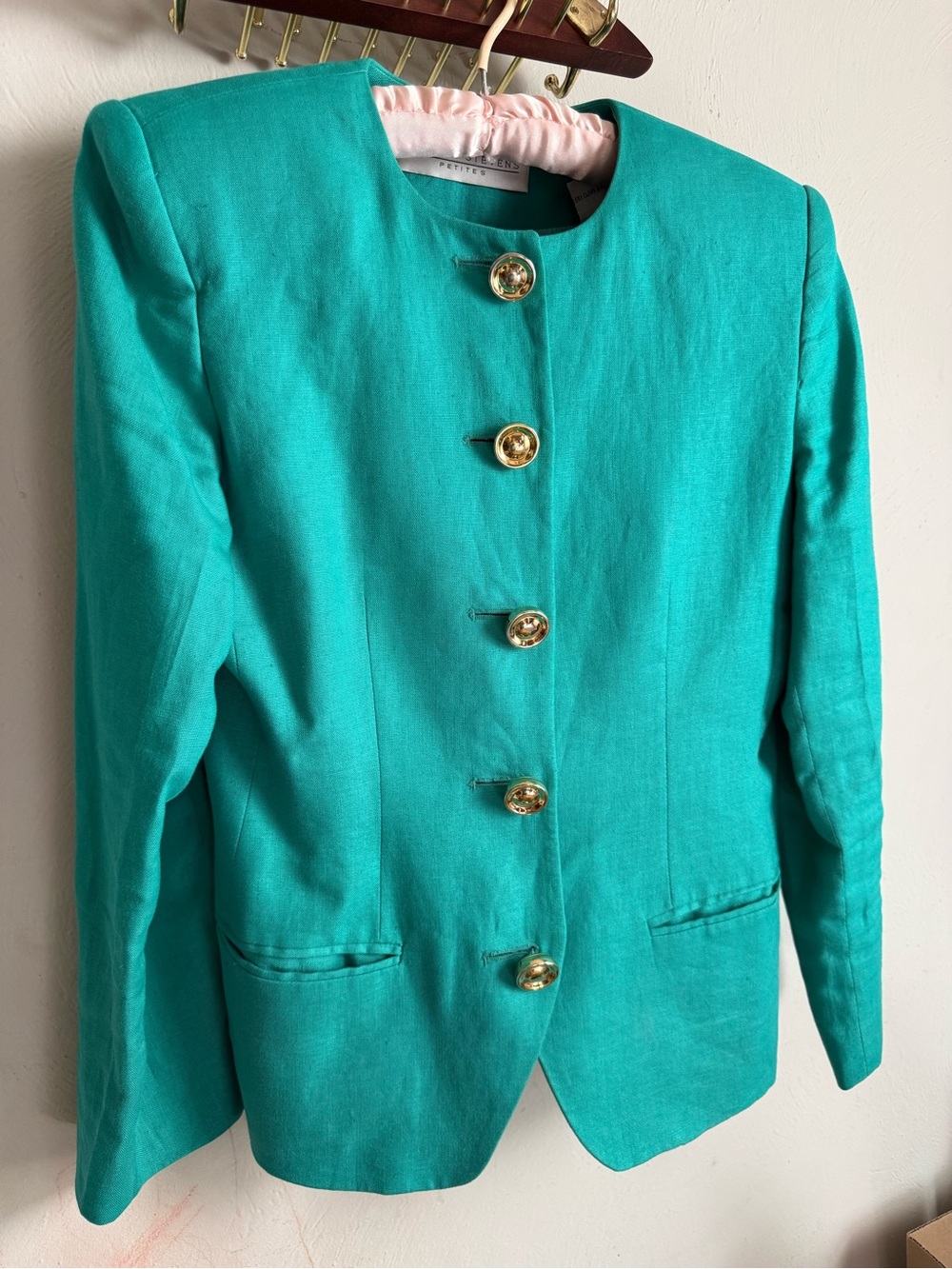 💯%linen  Women's Button-Front Jacket with Gold Buttons